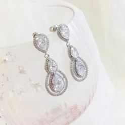 Lace & Favour Silver Prom Jewellery | Prom Earrings*Alessandra Vintage Inspired Crystal Chandelier Earrings Silver