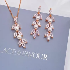 Lace & Favour Bride Gifts | Pearl Jewellery*Amalia Rose Gold Cubic Zirconia and Pearl Bridal Jewellery Set