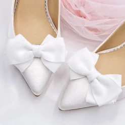 Lace & Favour Bride Gifts | Shoe Jewellery*Betsy Large Ivory Ribbon Bow Shoe Clips