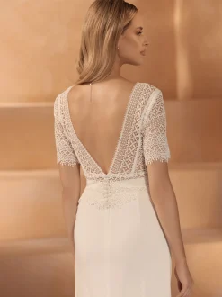 Bianco Evento Bridal Tops & Bodysuits*Bianco Boho Lace V Neck Bridal Top E443 Ivory