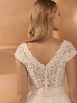 Bianco Evento Bridal Tops & Bodysuits*Bianco Sequin Lace V Neck Bridal Top E434 Ivory