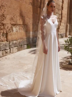 Bianco Evento Single Tier Veils | Chapel Length & Cathedral Veils*Bianco Single Tier Floral Embroidered Cathedral Veil S520 Ivory