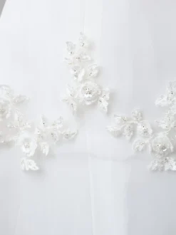 Twilight Designs Two Tier Veils | Fingertip Veils*Bloomington Two Tier Cut Edge Veil with Floral Motifs Ivory