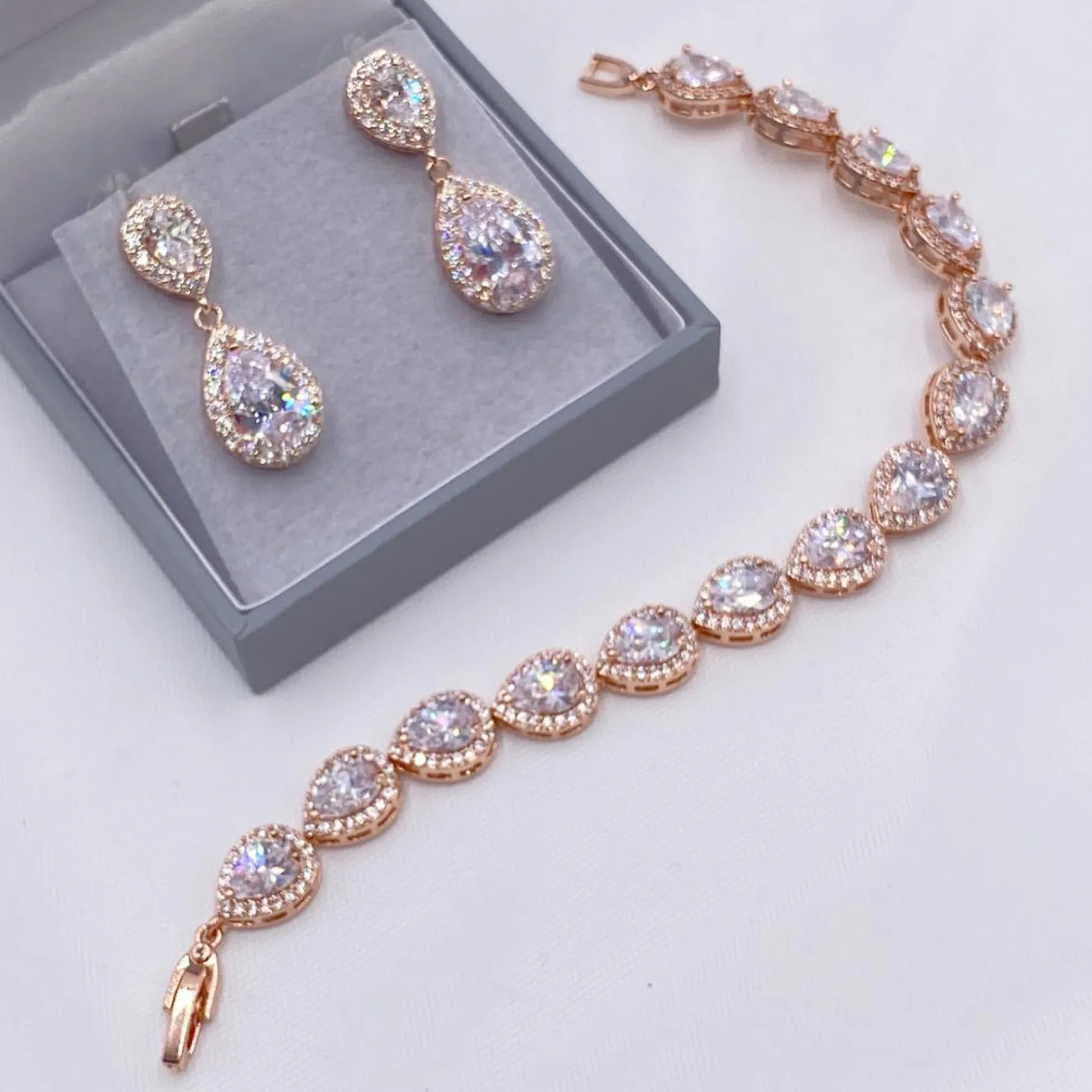 Lace & Favour Bridesmaid Gifts | Crystal Jewellery*Celeste Chic Crystal Embellished Wedding Earrings Rose Gold