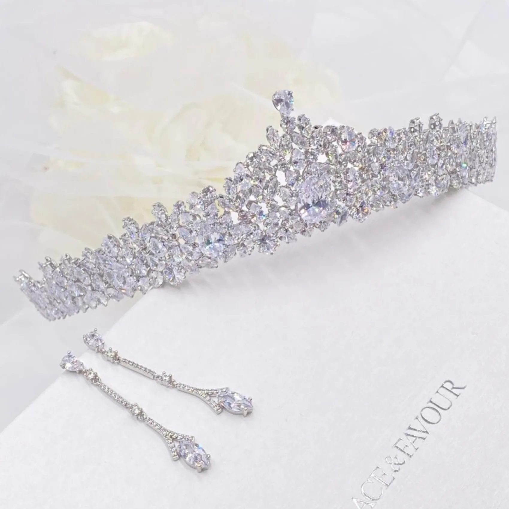 Lace & Favour Crystal Hair Accessories | Silver Hair Accessories*Chandelier Classic Cubic Zirconia Wedding Tiara Silver