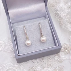 Lace & Favour Bridesmaid Gifts | Pearl Jewellery*Chloe Dainty Pearl Drop Wedding Earrings Ivory/ Silver