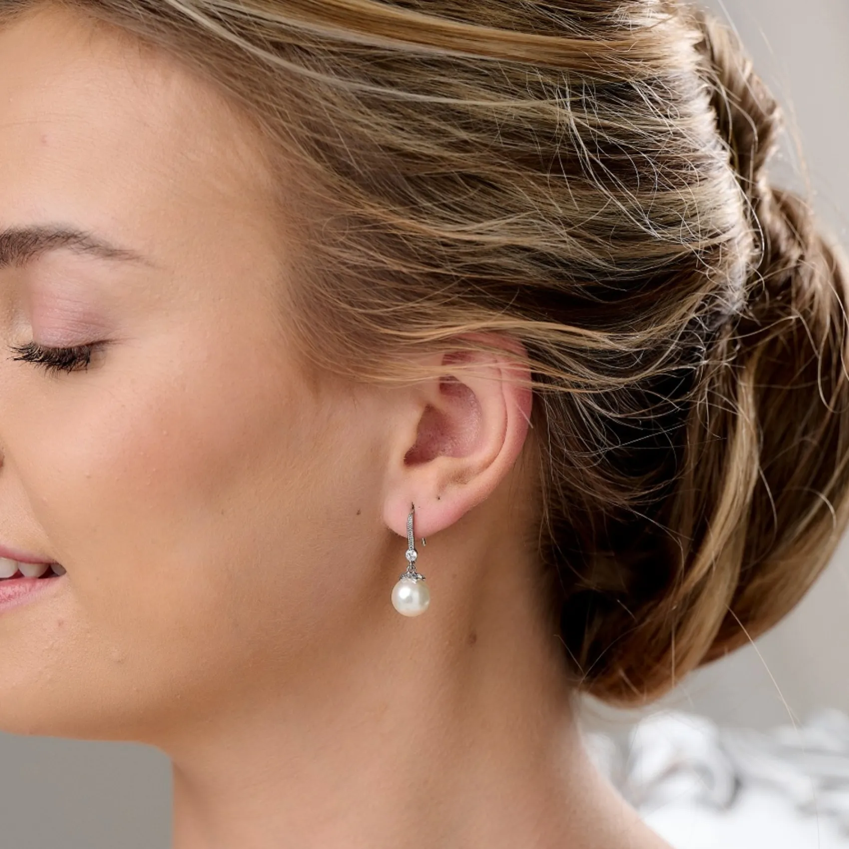 Lace & Favour Bride Gifts | Pearl Jewellery*Demi Classic Pearl Drop Earrings Ivory/ Silver