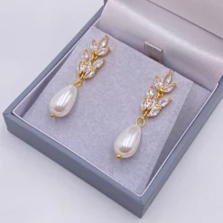 Lace & Favour Bride Gifts | Pearl Jewellery*Divine Gold Cubic Zirconia and Teardrop Pearl Earrings Ivory/ Gold