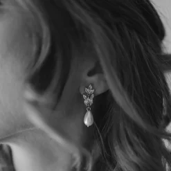Lace & Favour Bride Gifts | Pearl Jewellery*Divine Silver Cubic Zirconia and Teardrop Pearl Earrings Ivory/ Silver
