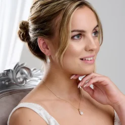 Lace & Favour Bridesmaid Gifts | Bride Gifts*Dolci Gold Crystal Embellished Teardrop Pearl Earrings Ivory/ Gold