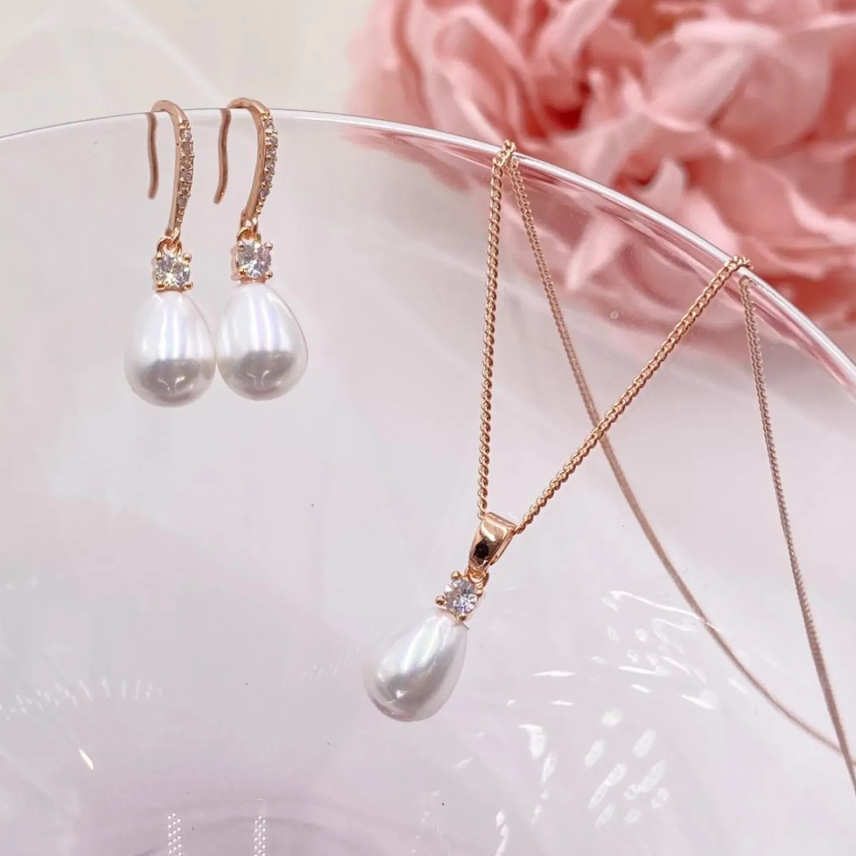 Lace & Favour Bridesmaid Gifts | Bride Gifts*Dolci Rose Gold Crystal and Teardrop Pearl Bridal Jewellery Set Ivory/ Rose Gold