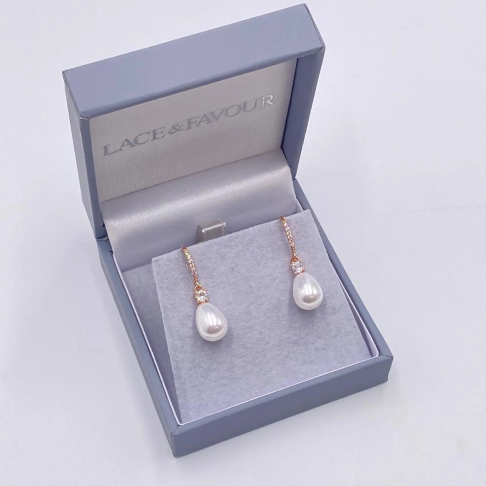 Lace & Favour Bridesmaid Gifts | Bride Gifts*Dolci Rose Gold Crystal Embellished Teardrop Pearl Earrings Ivory/ Rose Gold