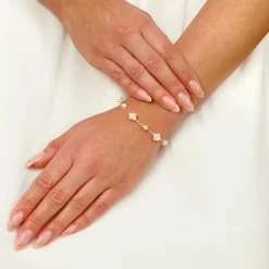 Lace & Favour Mother Of The Groom Gifts | Mother Of The Bride Gifts*Eliana Freshwater Pearl Cluster Chain Bracelet Ivory/ Silver