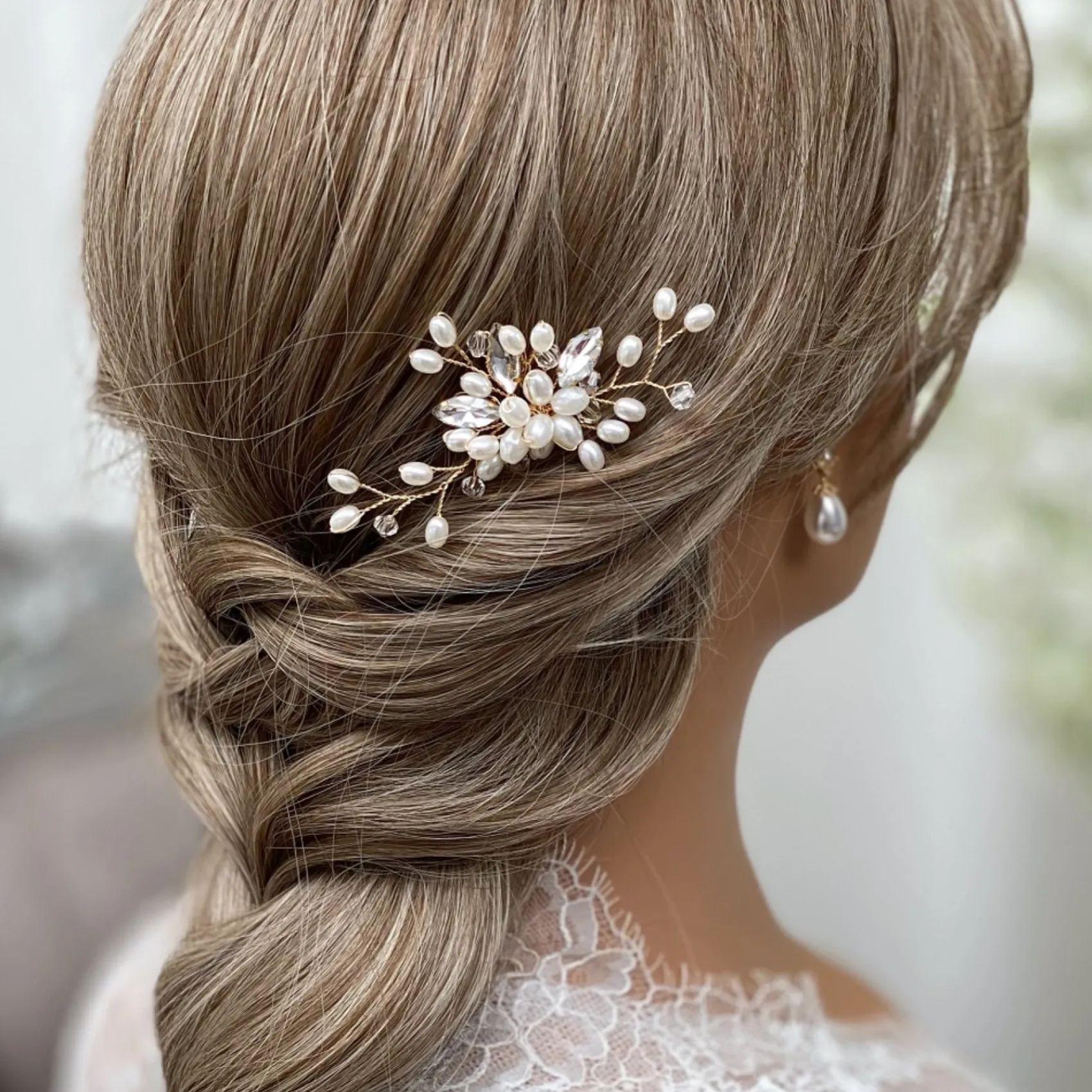 Lace & Favour Pearl Hair Accessories | Gold Hair Accessories*Ellie Pearl Cluster and Crystal Wedding Hair Pin (Gold) Ivory/ Gold
