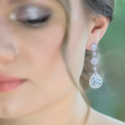 Lace & Favour Silver Prom Jewellery | Prom Earrings*Eternal Chandelier Crystal Wedding Earrings Silver