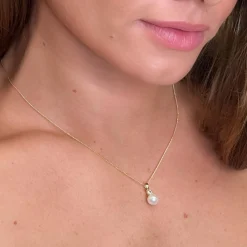 Lace & Favour Pearl Jewellery | Gold Wedding Jewellery*Evie Gold Dainty Pearl Pendant Necklace Ivory/ Gold