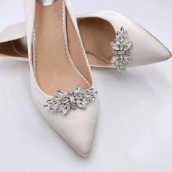 Lace & Favour Bride Gifts | Shoe Jewellery*Glamour Silver Classic Crystal Shoe Clips
