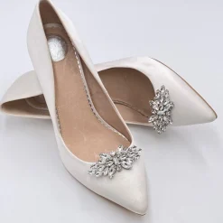 Lace & Favour Bride Gifts | Shoe Jewellery*Glamour Silver Classic Crystal Shoe Clips