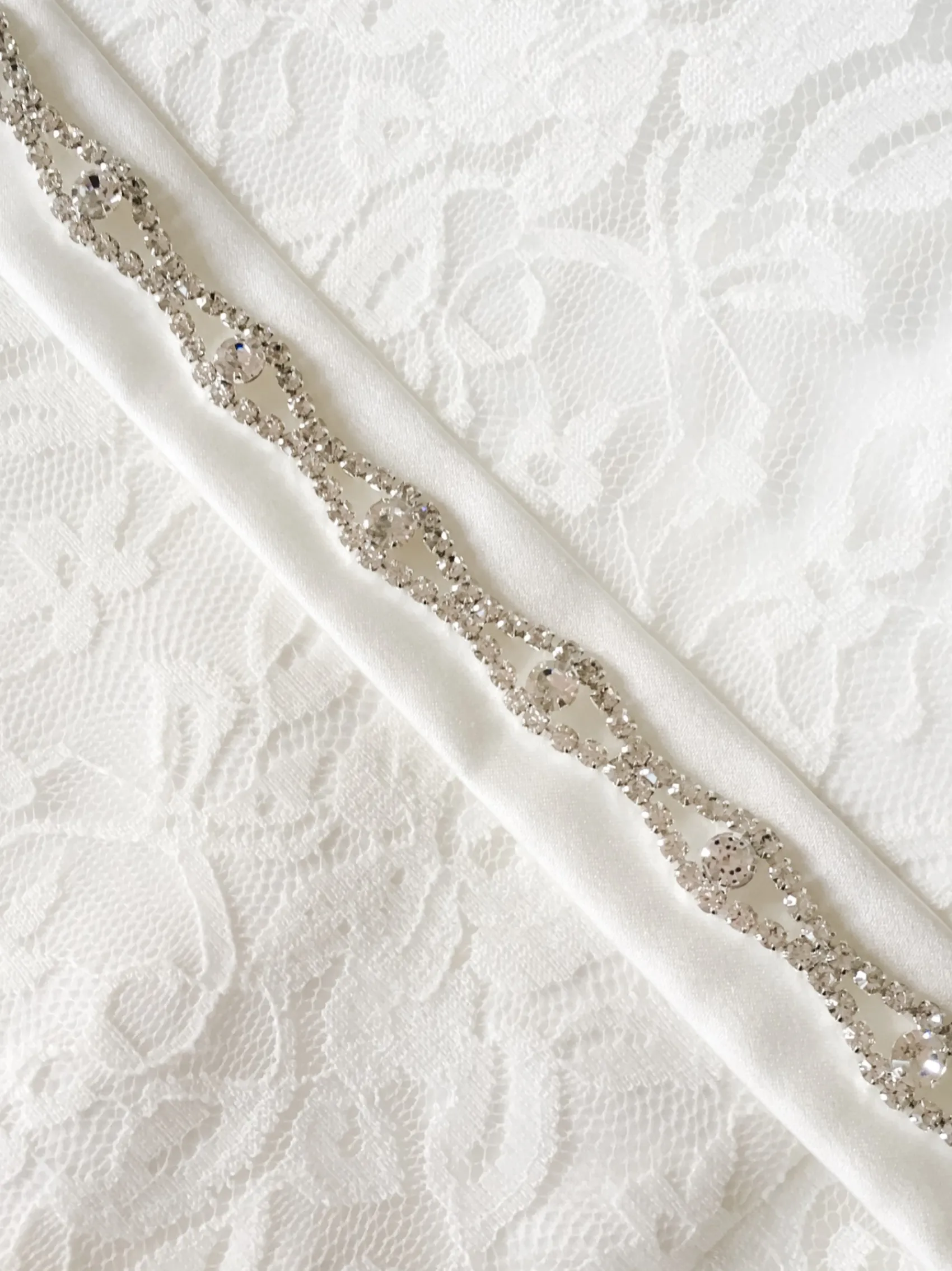 Beads & Beyond Wedding Dress Belts*Harper Narrow Diamante Chain Bridal Belt