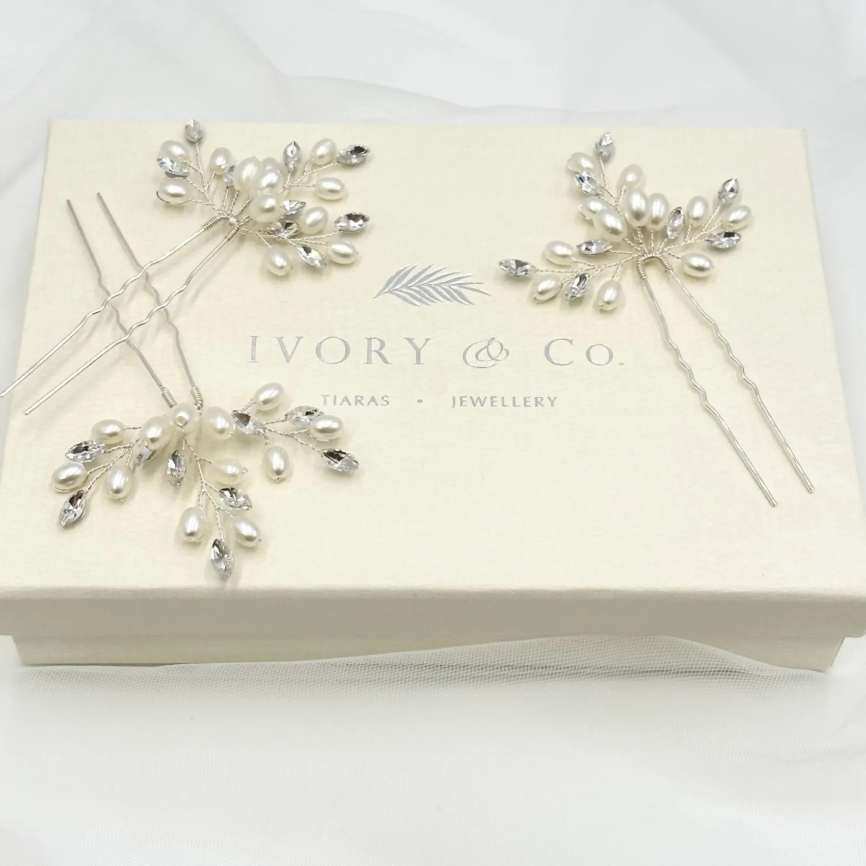 Ivory & Co Pearl Hair Accessories | Silver Hair Accessories*Ivory and Co Cosmos Silver Crystal and Pearl Hair Pin Set