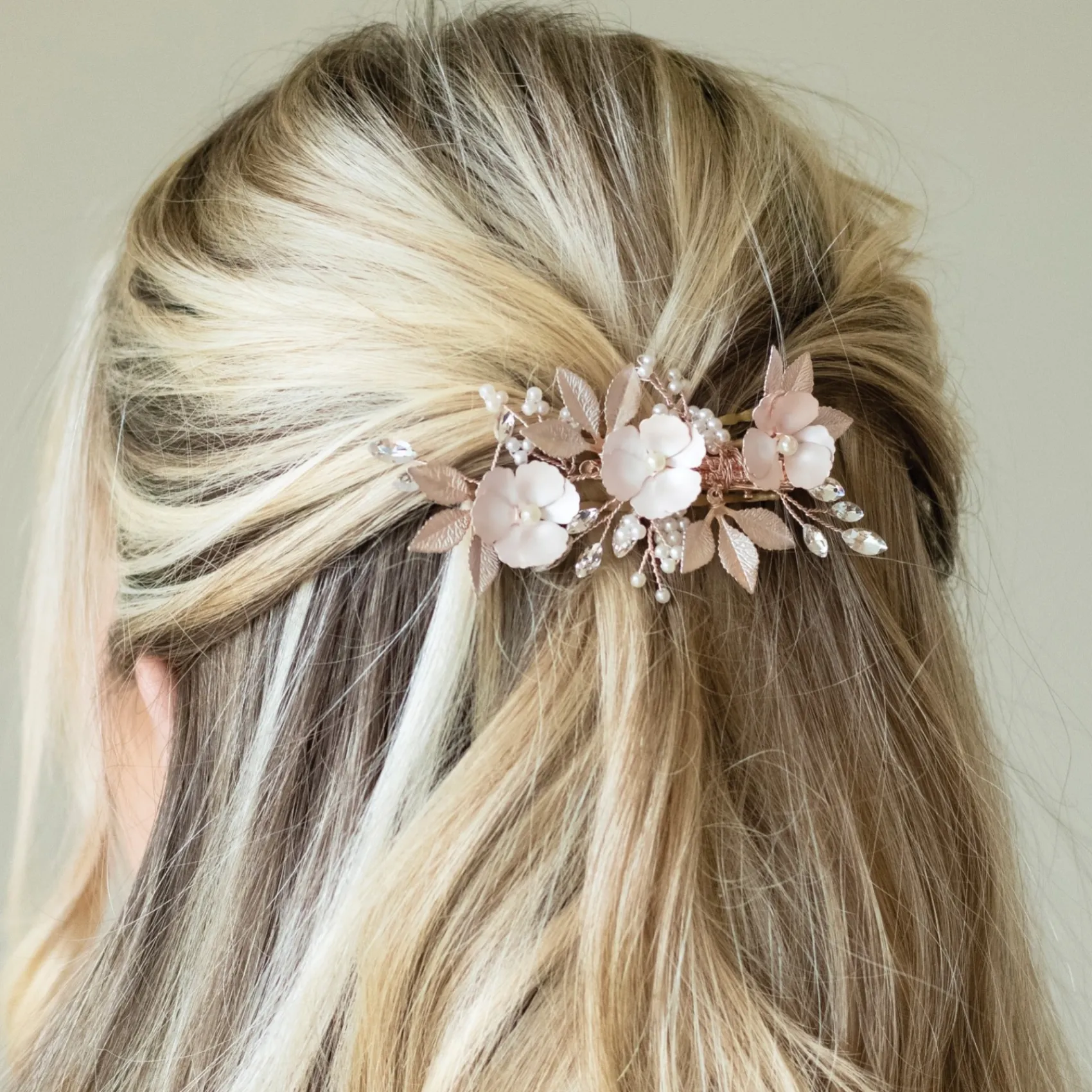 Ivory & Co Bridesmaid Gifts | Bride Gifts*Ivory and Co Gardenia Rose Gold Dainty Crystal and Pearl Floral Clip