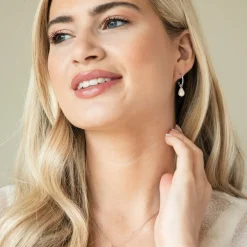 Ivory & Co Bridesmaid Gifts | Pearl Jewellery*Ivory and Co Harrow Silver Pearl Hoop Earrings