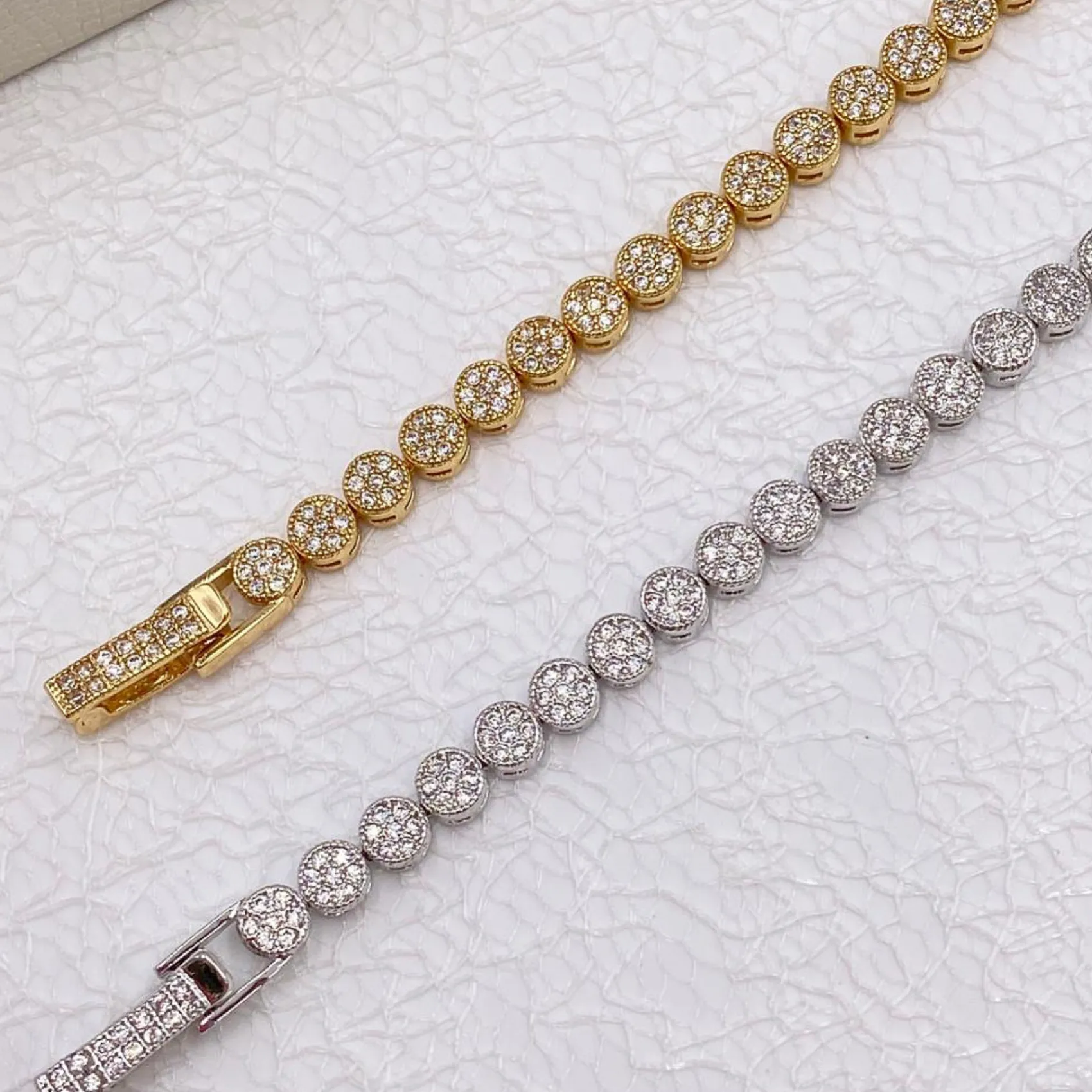 Ivory & Co Bridesmaid Gifts | Silver Wedding Jewellery*Ivory and Co Modena Crystal Embellished Wedding Bracelet