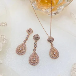 Ivory & Co Bride Gifts | Vintage Jewellery*Ivory and Co Moonstruck Rose Gold Crystal Bridal Jewellery Set