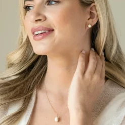 Ivory & Co Mother Of The Groom Gifts | Mother Of The Bride Gifts*Ivory and Co Westbury Gold Pearl Drop Pendant