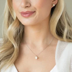 Ivory & Co Mother Of The Groom Gifts | Mother Of The Bride Gifts*Ivory and Co Westbury Silver Pearl Drop Pendant
