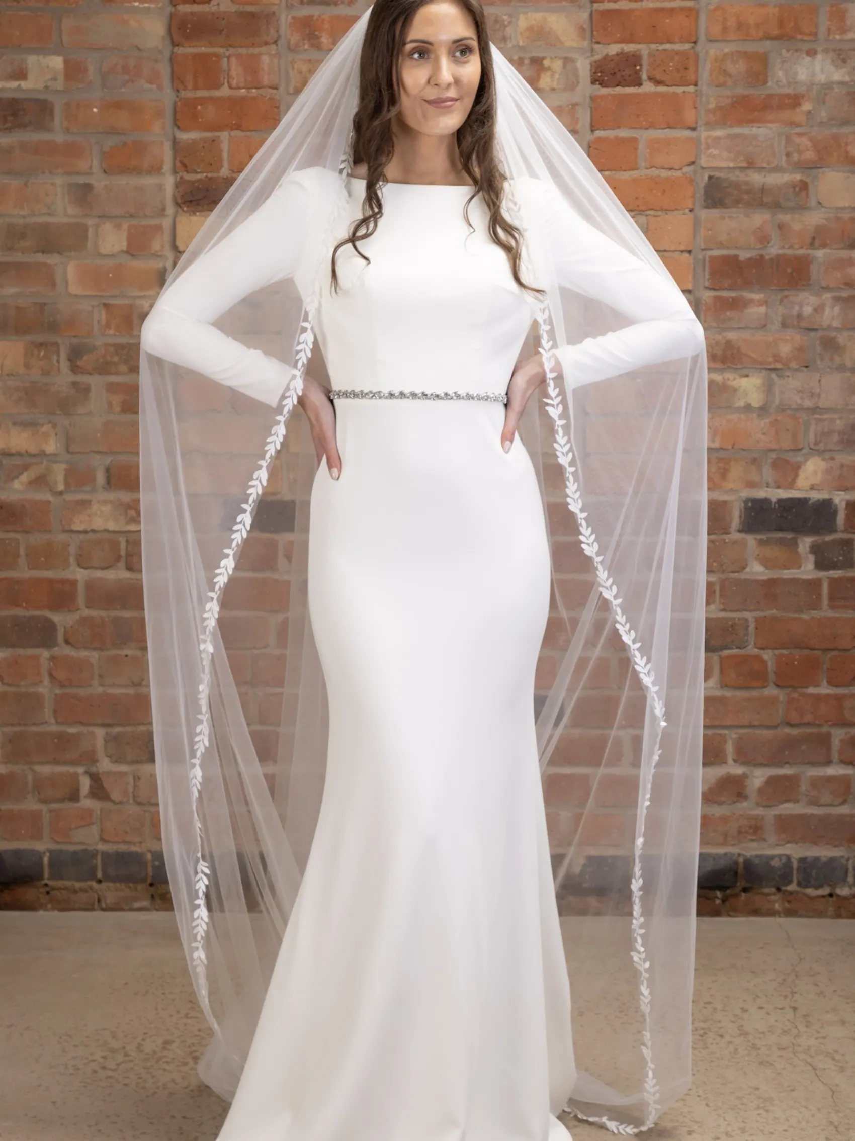 Perfect Bridal Single Tier Veils | Chapel Length & Cathedral Veils*Single Tier Cathedral Veil with Lace Leaf Embroidery Ivory
