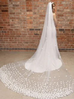 Perfect Bridal Single Tier Veils | Chapel Length & Cathedral Veils*Single Tier Heavily Embellished 3D Flower Cathedral Veil Ivory
