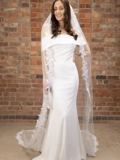 Perfect Bridal Single Tier Veils | Chapel Length & Cathedral Veils*Single Tier Pearl Cathedral Veil with Floral Lace Edge Ivory