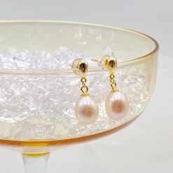 Lace & Favour Pearl Jewellery | Gold Wedding Jewellery*Kalea Gold Classic Freshwater Pearl Drop Earrings Ivory/ Gold