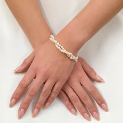 Lace & Favour Mother Of The Groom Gifts | Mother Of The Bride Gifts*Katarina Twisted Freshwater Pearl Bracelet Ivory/ Silver