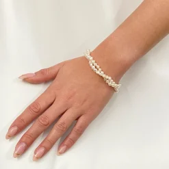 Lace & Favour Mother Of The Groom Gifts | Mother Of The Bride Gifts*Katarina Twisted Freshwater Pearl Bracelet Ivory/ Silver