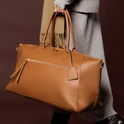Katie Loxton Honeymoon Gifts | Weekend Bags*Chelsea Weekend Holdall Duffle Bag Cognac