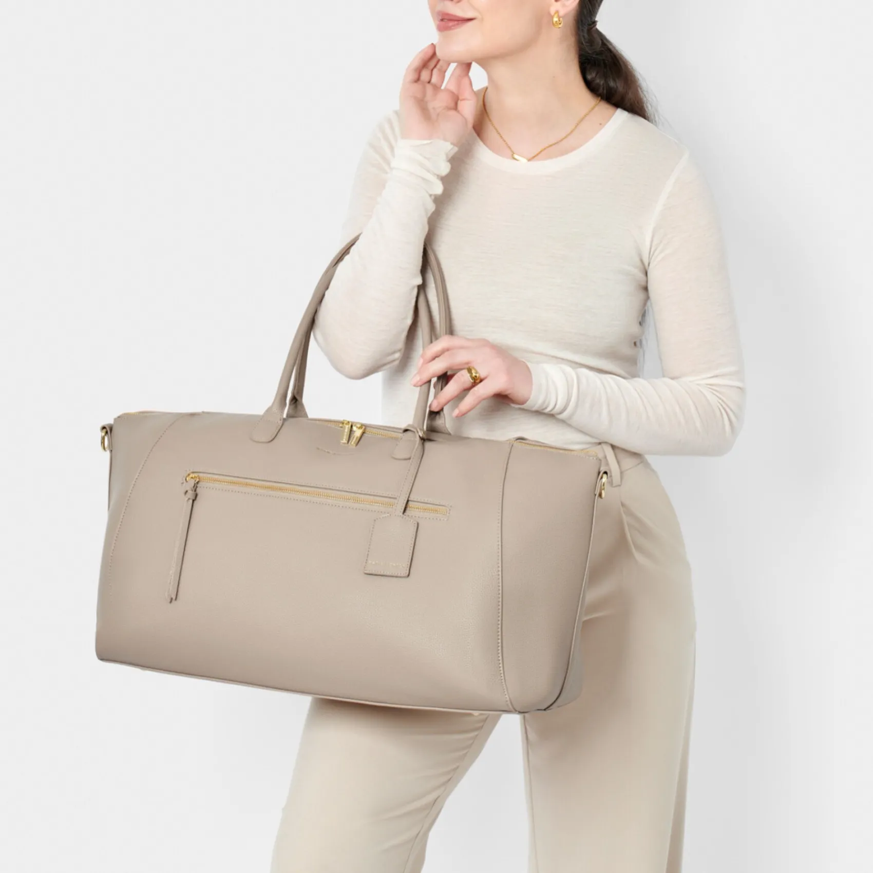 Katie Loxton Honeymoon Gifts | Bride Gifts*Chelsea Light Weekend Holdall Duffle Bag Taupe