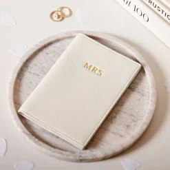 Katie Loxton Honeymoon Gifts | Bride Gifts*'Mrs' Bridal Passport Holder White