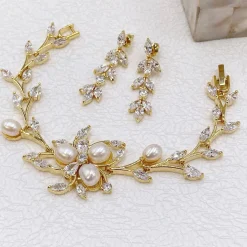 Lace & Favour Pearl Jewellery | Gold Wedding Jewellery*Lola Freshwater Pearl and Crystal Leaves Wedding Bracelet (Gold) Ivory/ Gold