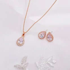 Lace & Favour Bride Gifts | Crystal Jewellery*Lulu Rose Gold Crystal Stud Wedding Jewellery Set