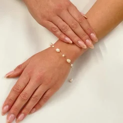 Lace & Favour Bridesmaid Gifts | Bride Gifts*Mereia Illusion Freshwater Pearl Bracelet Ivory/ Silver