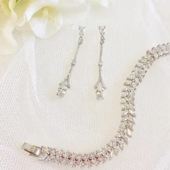 Lace & Favour Silver Prom Jewellery | Prom Earrings*Miami Dainty Long Crystal Drop Wedding Earrings Silver