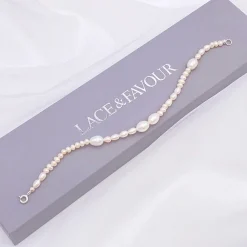 Lace & Favour Bridesmaid Gifts | Pearl Jewellery*Miliana Delicate Pearl Wedding Bracelet Ivory/ Silver