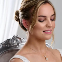 Lace & Favour Bride Gifts | Pearl Jewellery*Paloma Gold Teardrop Pearl Bridal Jewellery Set