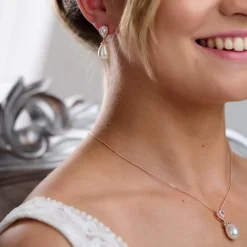 Lace & Favour Bride Gifts | Pearl Jewellery*Paloma Rose Gold Teardrop Pearl Bridal Jewellery Set