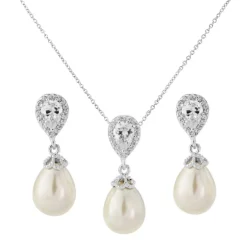 Lace & Favour Bride Gifts | Pearl Jewellery*Paloma Teardrop Pearl Bridal Jewellery Set