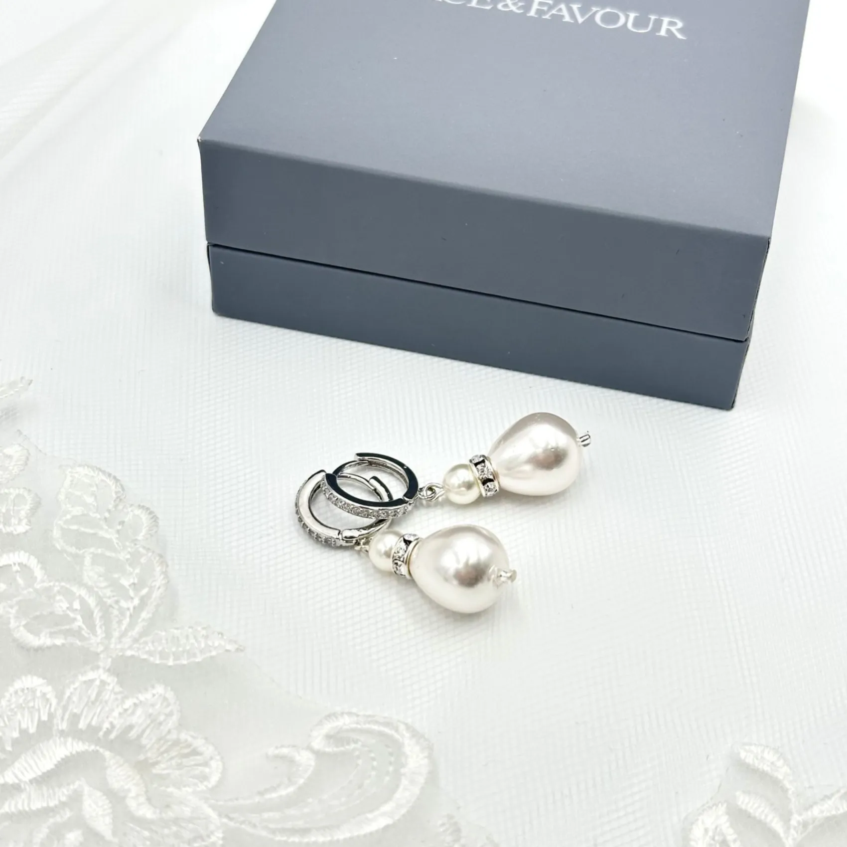 Beads & Beyond Bride Gifts | Vintage Jewellery*Panache Silver Large Teardrop Pearl Earrings Ivory/ Silver