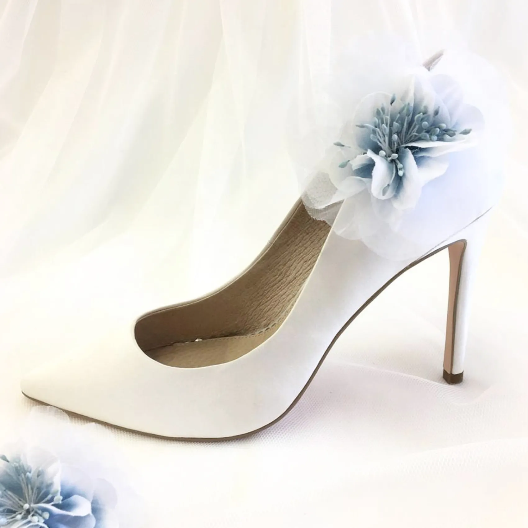 Perfect Bridal Something Blue Gifts | Bride Gifts*Apple Blue Flower Shoe Clips
