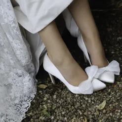Perfect Bridal Bride Gifts | Shoe Jewellery*Daphne Organza Bow Shoe Clips Ivory